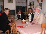 Saverio Favre a cena con una parte di insegnanti (8196 bytes)